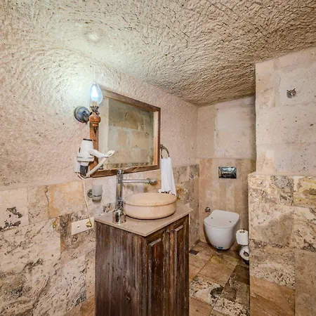 Hidden Cave Hotel-2